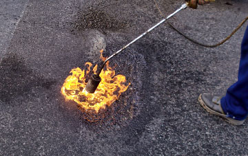 Lower Bassingthorpe flat roofing repairs